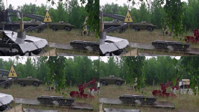 乌克兰切尔诺贝利核电站附近的禁区普里皮亚季附近，拍摄了被遗弃的放射性车辆和月球车。