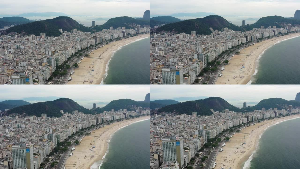 里约热内卢市传奇海滩科帕卡巴纳 (Praia de Copacabana) 的鸟瞰图 -- 南美洲巴