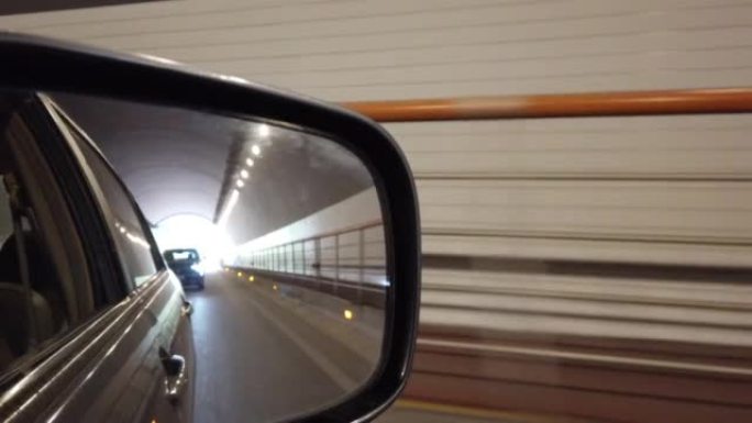 隧道公路车道及后视镜风景
