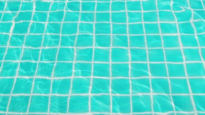 4k游泳池水波纹清澈
