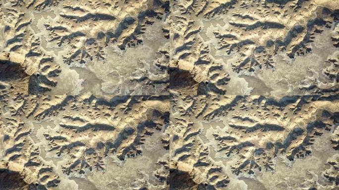 阿拉瓦沙漠 (Arava Desert) 带软沉积岩的大旱谷的鸟瞰图