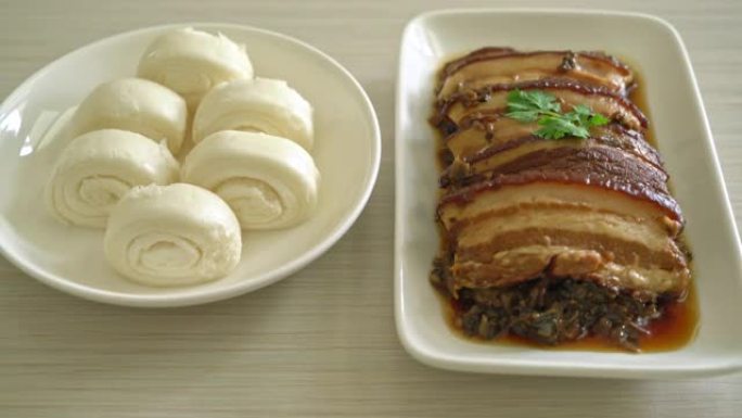 梅菜口肉或蒸肚猪肉配Swatow芥末酱食谱-中国美食风格