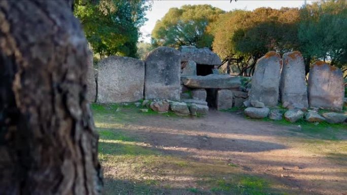 巨人之墓Su Monte 'e 'abe，Olbia-Sardegna