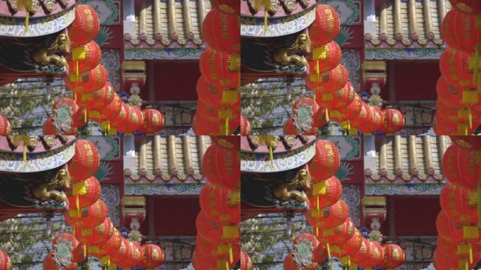 中国城地区的中国新年灯笼。中文字母万世如意上兰特