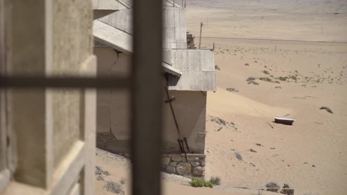 纳米比亚被遗弃的城市Kolmanskop。古城，非洲沙漠中的沙子