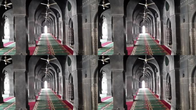 黑石清真寺祈祷厅内的拱门-贾马清真寺-布尔汉普尔