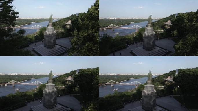 乌克兰基辅旅游胜地: 伟大的沃洛德米尔纪念碑。鸟瞰图
