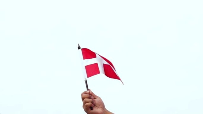 户外手持丹麦国旗