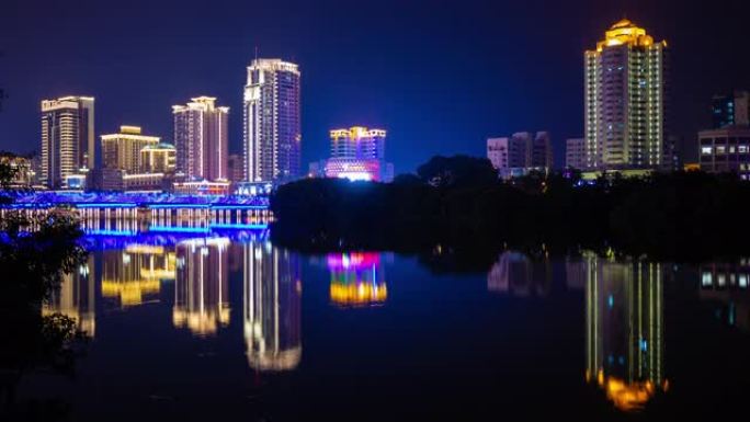 三亚市夜间照明滨河湾反射全景4k延时海南岛中国