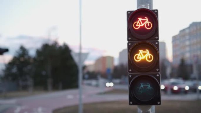 交通灯改变模式让自行车在城市通过