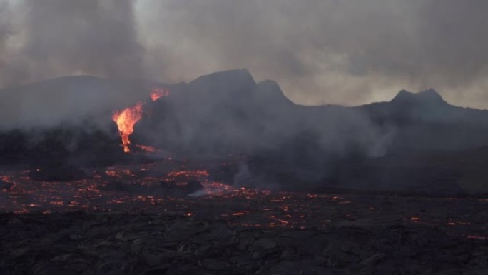 火山爆发景观原始荒原冰岛2021
