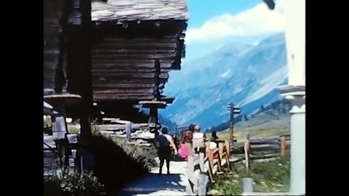 80年代在瑞士瓦莱州度假的人们