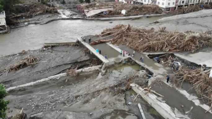洪水袭击了土耳其的黑海省份。锡诺普·阿扬尼克。因暴雨引发的新一轮洪水袭击土耳其北部黑海省份