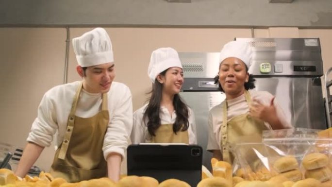 三家年轻的面包店创业公司直播，糕点销售在线推广。
