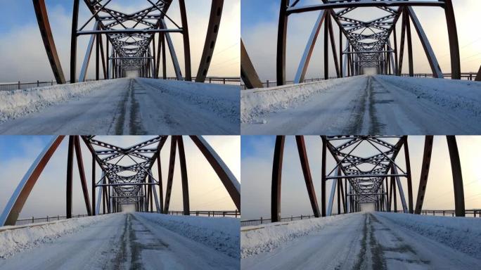 俄罗斯雅库特Kolyma的Kolyma河上的桥梁