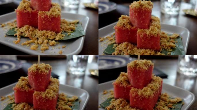 泰国经典食品西瓜配干鱼夏季水果和食品组合4k