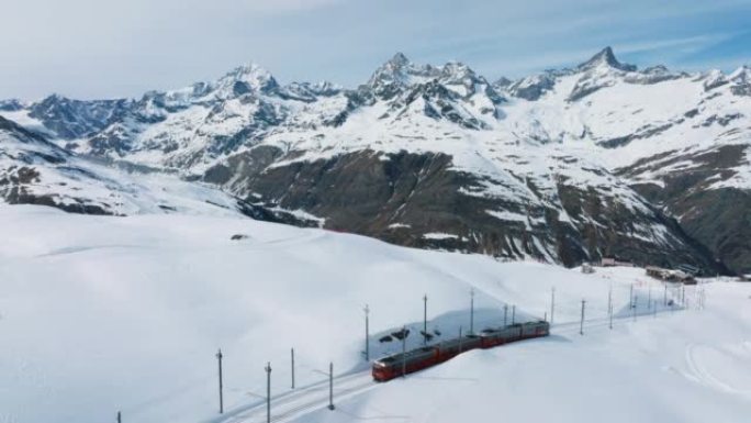 瑞士美女，一条通往采尔马特 (Zermatt) 令人叹为观止的马特宏峰 (Matterhorn) 下