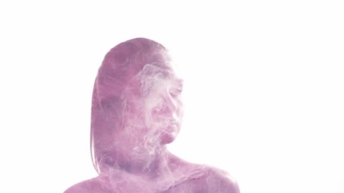 芳香疗法治疗放松女性粉色气味雾