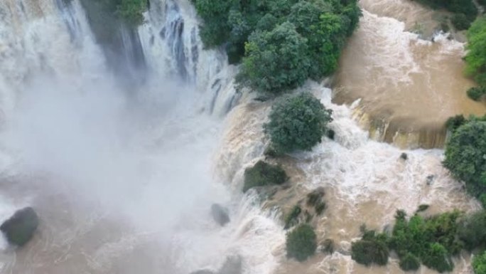班乔克瀑布的空中无人机景观是越南最令人印象深刻的自然景观之一