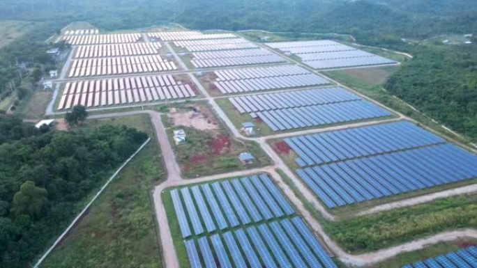 太阳能电池太阳能电池板农场的鸟瞰图