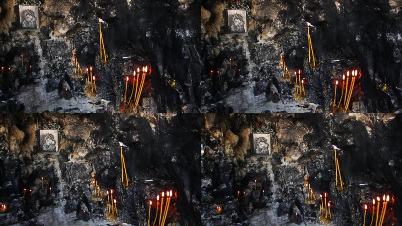 基督教圣地-石窟中的圣像和蜡烛