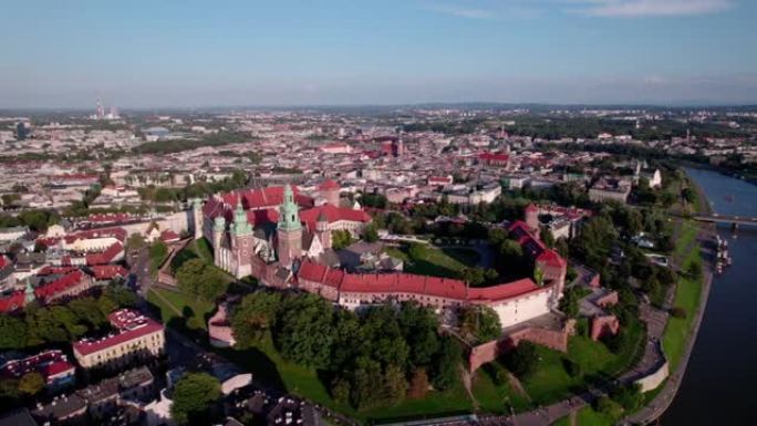 克拉科夫、小波兰省。克拉科夫的克拉库斯土墩、集市广场、瓦维尔城堡和其他克拉科夫的流行建筑和建筑。