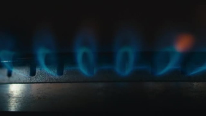 家用天然气成本增加。燃气灶的点火。