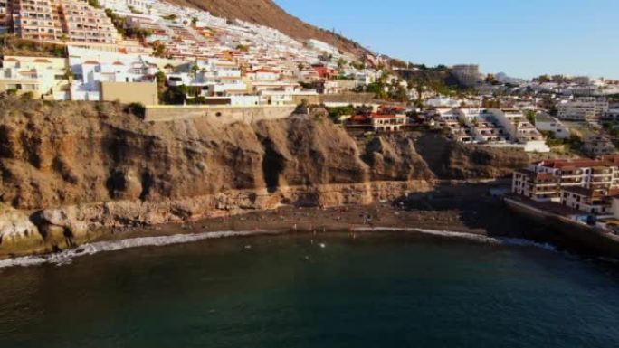 西班牙特内里费岛的Playa de los gu í os