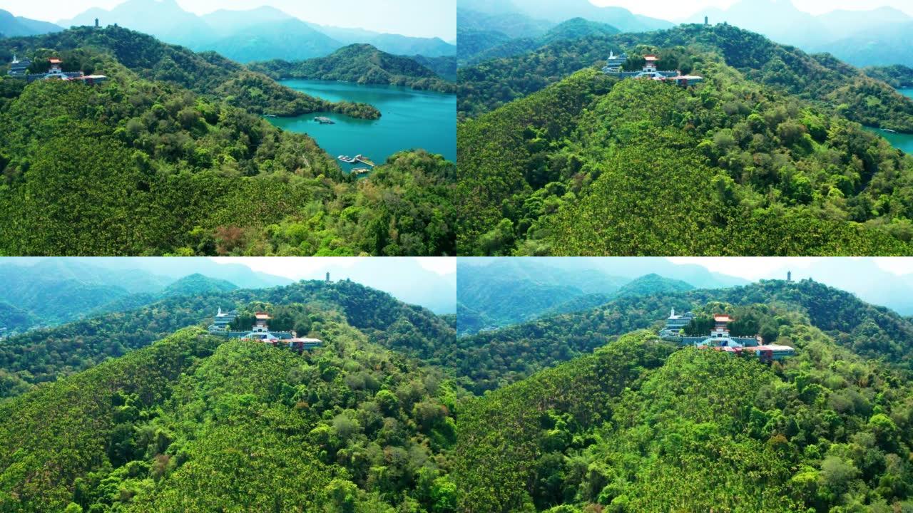 台湾南投日月潭与玄奘寺的鸟瞰图景观。