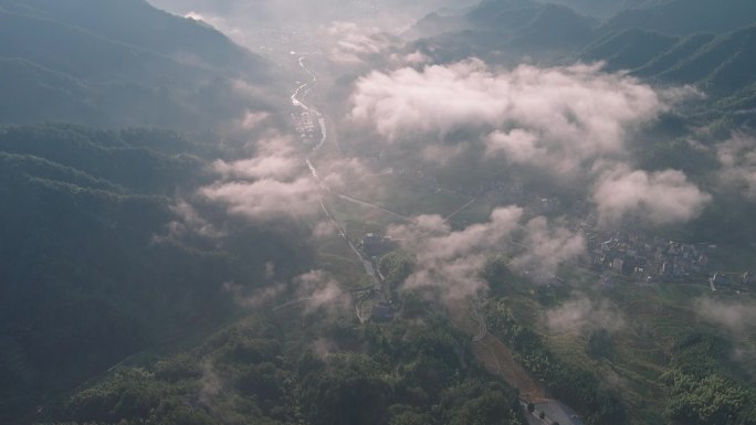 开化县福岭山日出云海之上开篇定调绝美素材