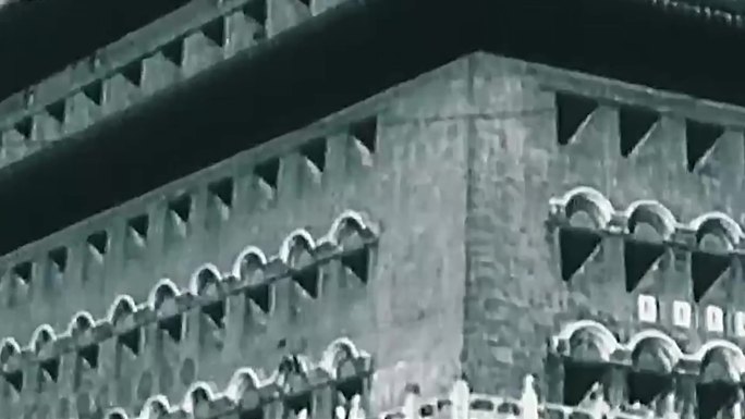 50年代老北京城道路交通火车行驶
