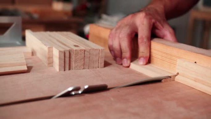 小型企业木匠行业职业家具。