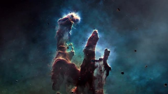 星系太空飞行探索梅西耶16鹰星云的太空岩石。4k循环动画，飞越发光的星云，云和星星场。