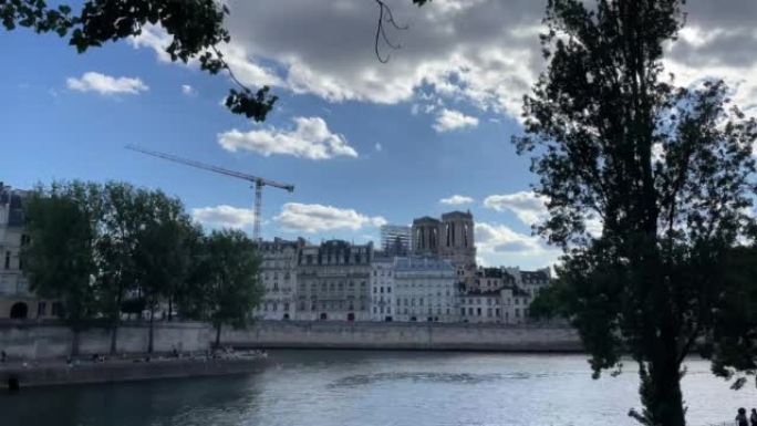 巴黎圣母院重建