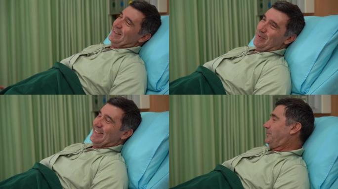 医院病房，康复高级病人躺在床上休息