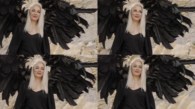有翅膀的天使形象中的女性模特