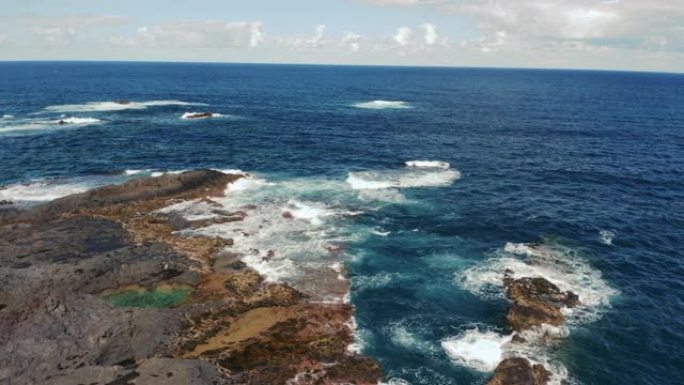 特内里费岛大西洋海岸线的鸟瞰图