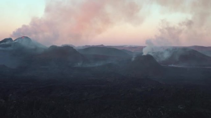 吸烟原始火山景观冰岛宽阔的天空