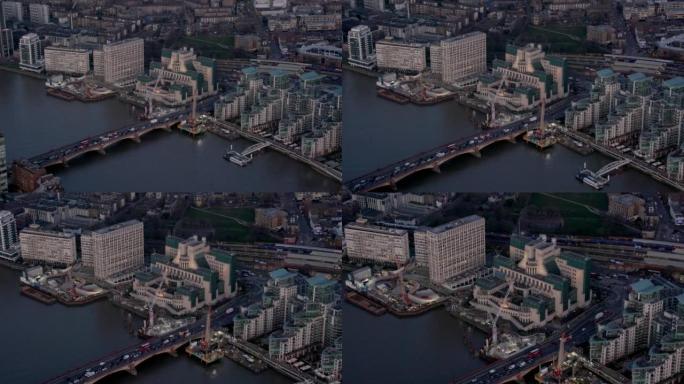 鸟瞰图军情六处大楼，沃克斯豪尔桥和泰晤士河，伦敦，英国。4 k