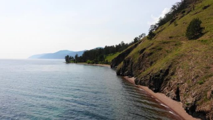 美丽的夏日风景。