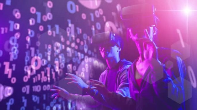 青少年朋友玩VR虚拟现实先生混合现实元宇宙游戏戴VR护目镜观看虚拟网络空间未来抽象数字技术背景