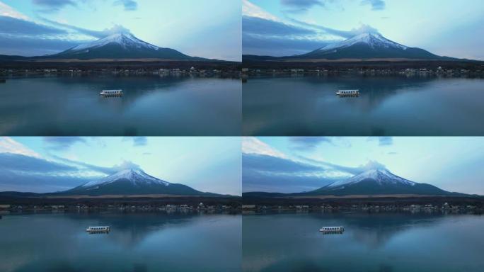 山中湖和富士乘船游览的鸟瞰图