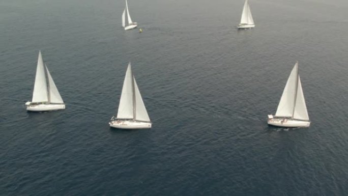 亚得里亚海的航空射击帆船赛