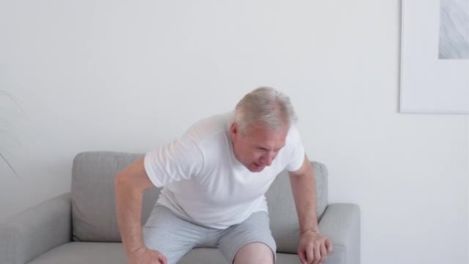 背部痉挛脊柱抽筋高级男子背痛