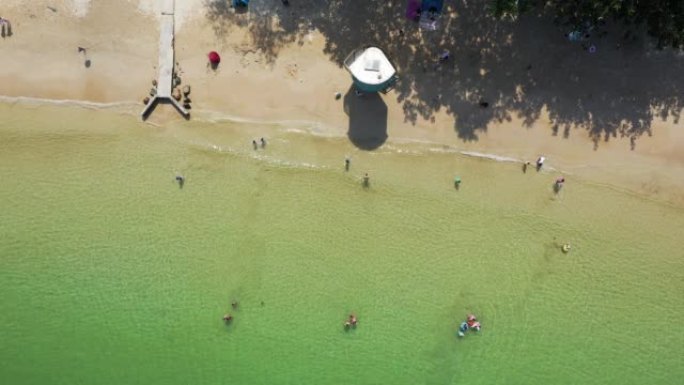 香港2022年4月23日美丽的沙滩，清水湾第二湾