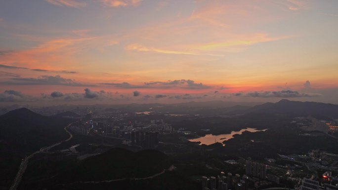 塘朗山晚霞