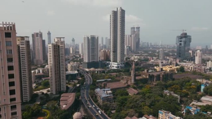 马哈拉施特拉邦孟买市鸟瞰图。住在印度，孟买的天际线。