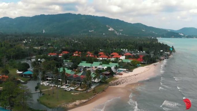 苏梅岛沙滩和基础设施酒店的鸟瞰图
