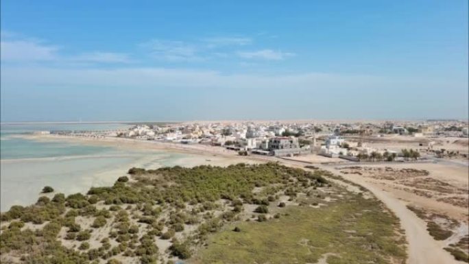 卡塔尔Al Khor: 海滨度假城市Al Khor (Al Khawr) 的鸟瞰图-从上面看阿拉伯半