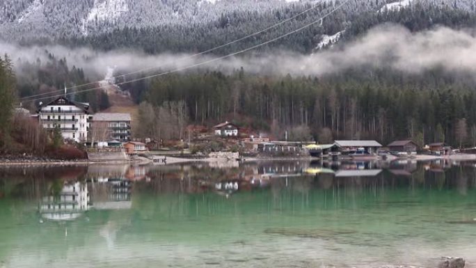 巴伐利亚山湖上的雨。多雨的天气。忧郁症